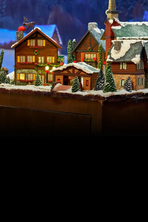 Gingerbread Land: The Biggest Little Holiday Competition